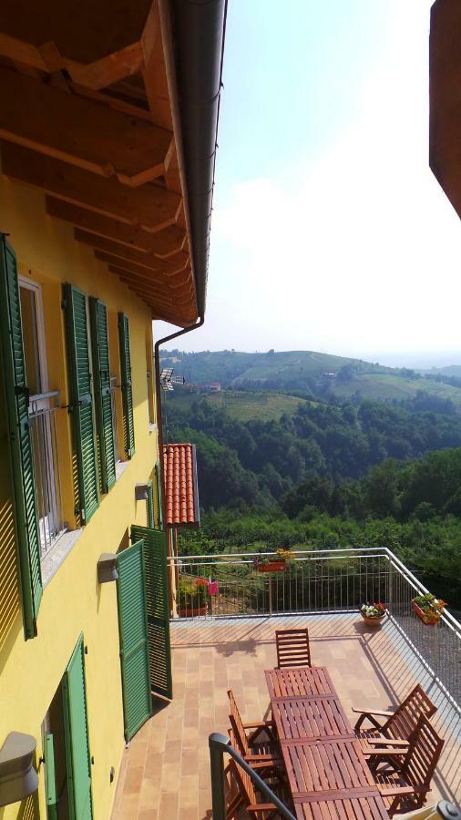Agriostello Delle Langhe Farigliano Eksteriør bilde